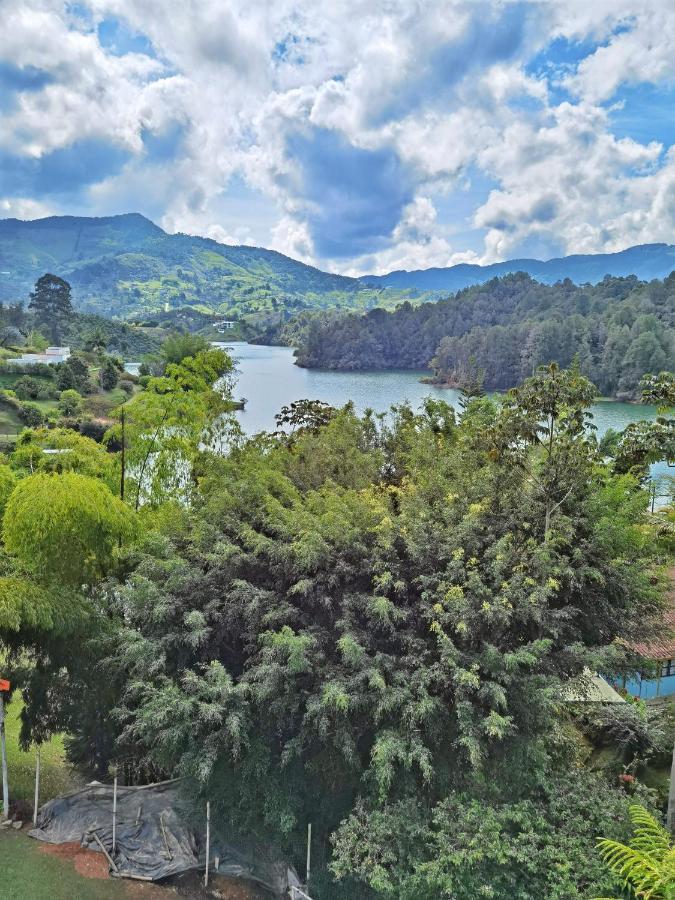 Hermosa casa de campo en GUATAPÉ Extérieur photo